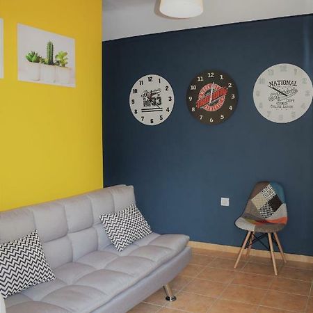 Cozy Apartment In Central Aten Exteriör bild