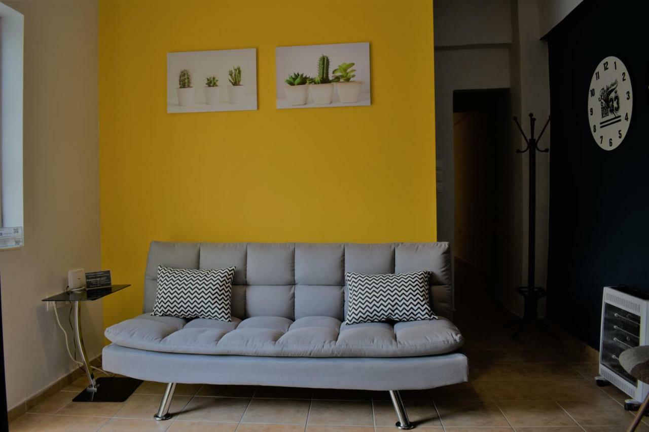 Cozy Apartment In Central Aten Exteriör bild
